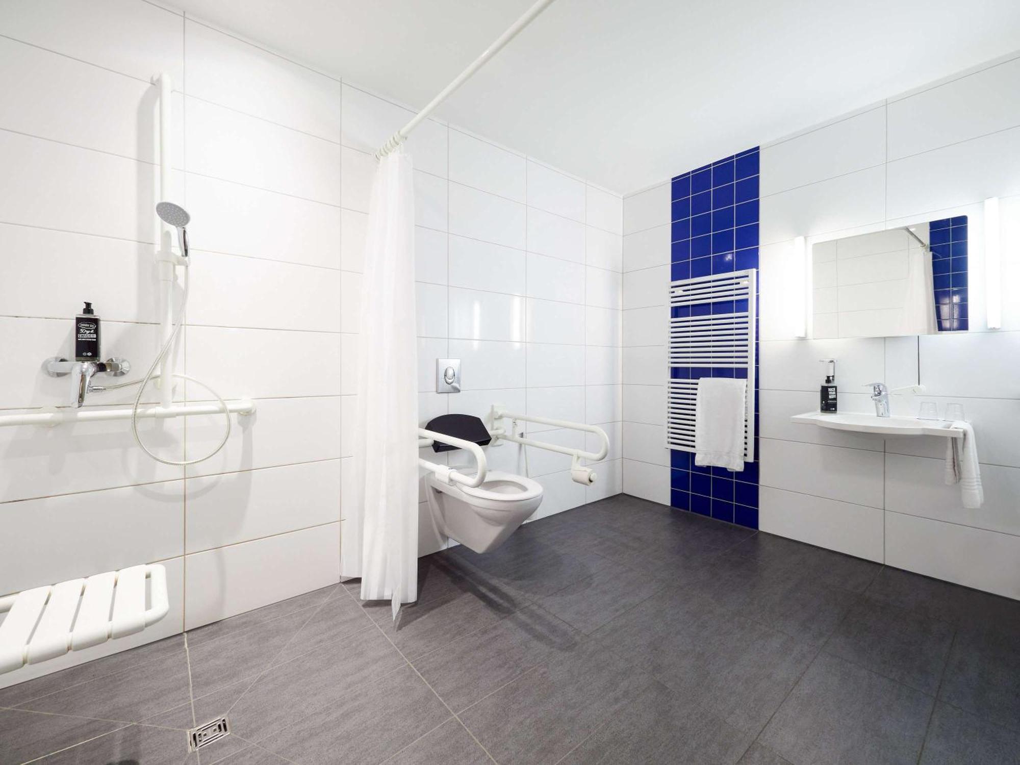Ibis Budget Frankfurt City Ost Frankfurt am Main Exterior photo