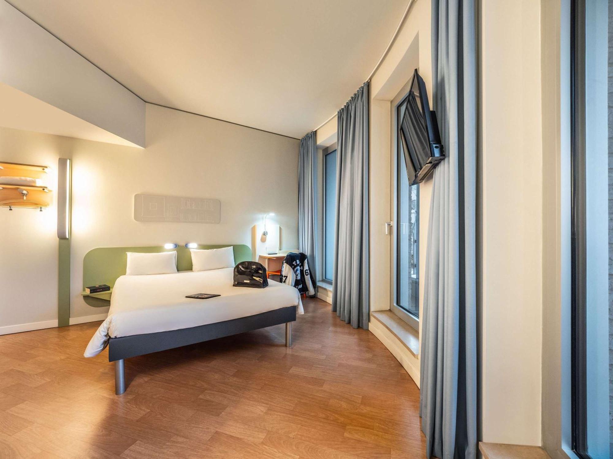 Ibis Budget Frankfurt City Ost Frankfurt am Main Exterior photo